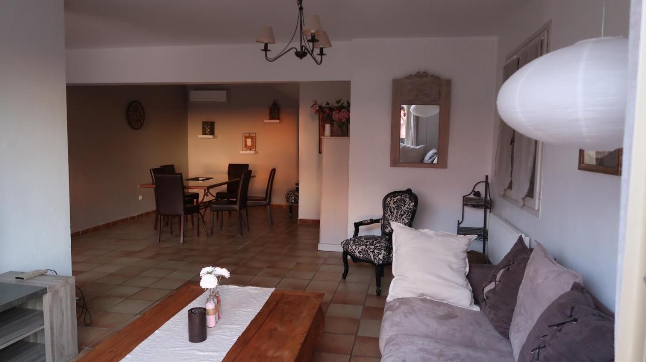 Appartement Spacieux Et Chaleureux A Grasse Exterior photo